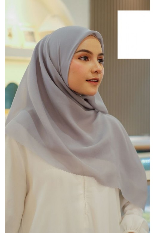 Hijab Segi 4 Double Haikon Lasercut Grey